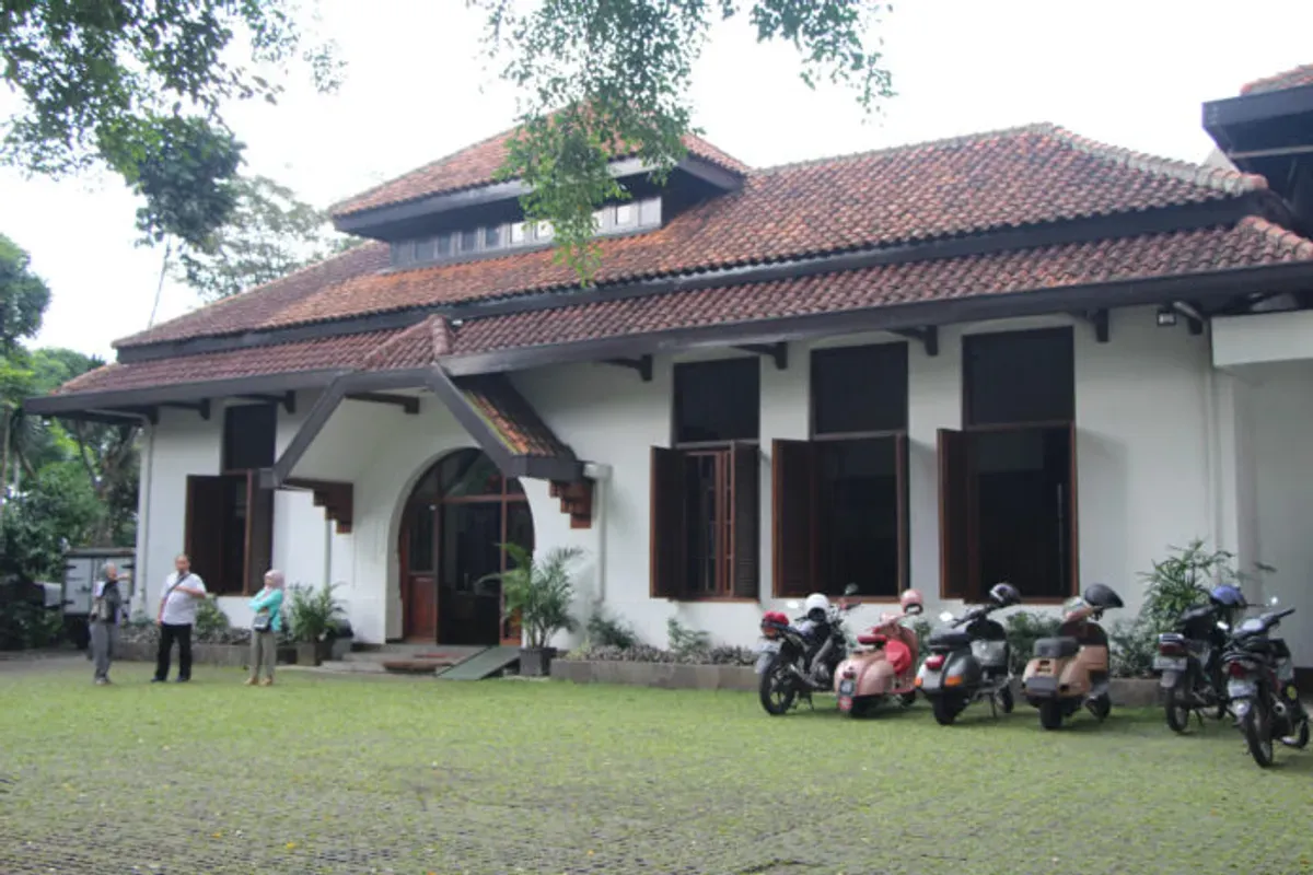 Gedung Indonesia Menggugat di Kota Bandung yang menjadi salah satu bangunan cagar budaya. (Sumber: Dok. Kemdikbud)