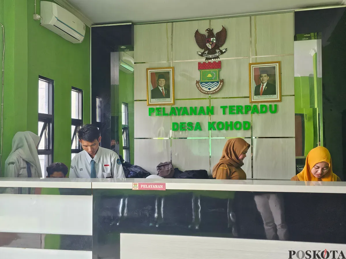 Situasi Kantor Desa Kohod,Kecamatan Pakuhaji, Kabupaten Tangerang, Selasa, 11 Februari 2025. (Sumber: Poskota/Veronica Prasetio)