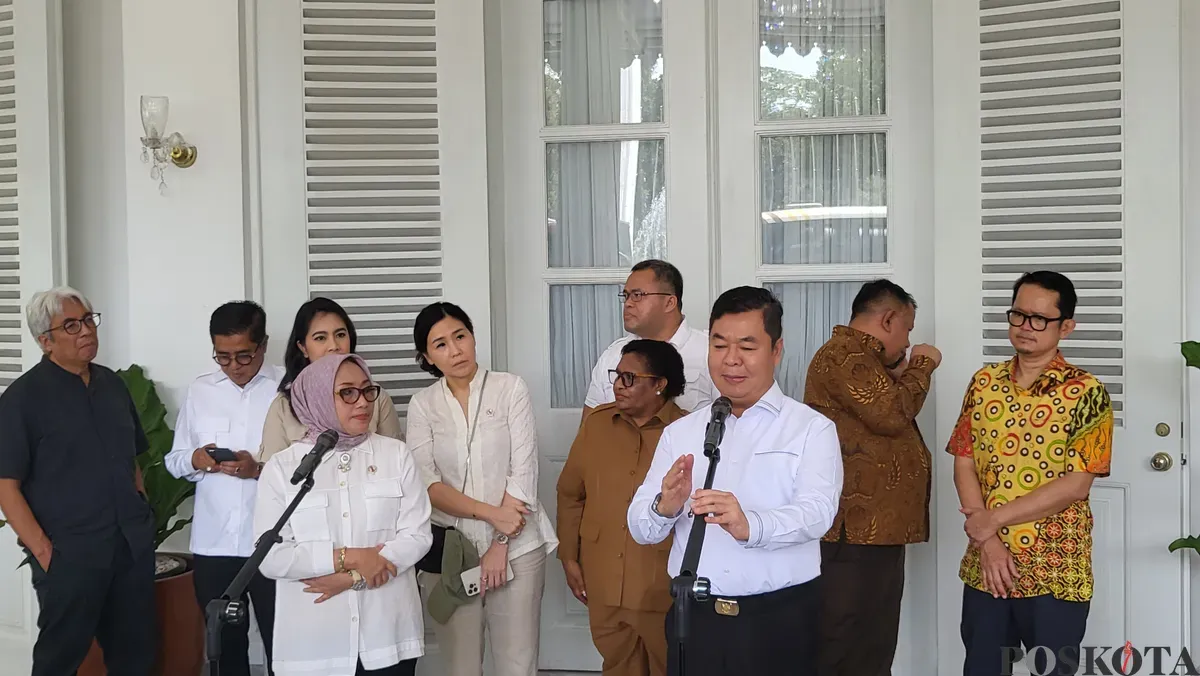 Menteri Pemberdayaan Perempuan dan Perlindungan Anak (PPPA), Arifah Fauzi di Balai Kota Jakarta, Selasa, 11 Februari 2025. (Sumber: Poskota/Pandi Ramedhan)