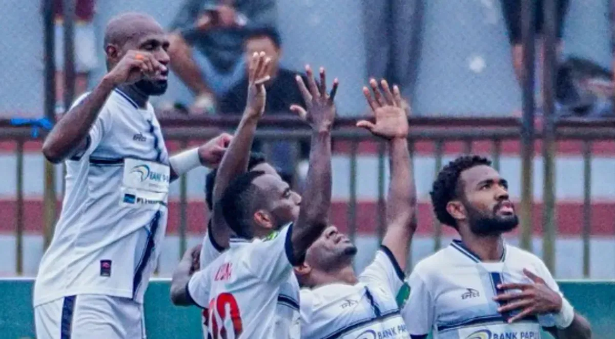 Persipura Jayapura semakin mendekati posisi aman dengan merebut puncak klasemen Grup K. (Sumber: Instagram/@liga2match)