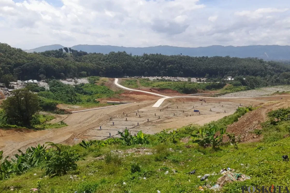 Lokasi perluasan lahan di TPA Sarimukti Kecamatan Cipatat, Kabupaten Bandung Barat. (Sumber: Poskota/Gatot Poedji Utomo)