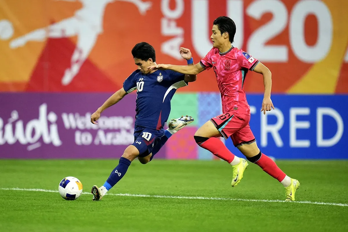 Timnas Thailand vs Korea Selatan U20 di laga kedua Grup D Piala Asia U20 2025. (Sumber: Instagram @fathailandofficial)