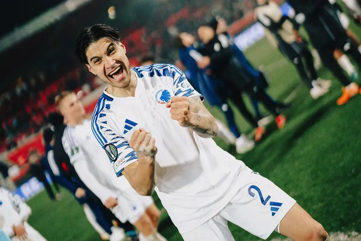 Ekspresi Kevin Diks seusai membawa FC Copenhagen meraih kemenangan atas FC Heidenheim di ajang Europa League. (Sumber: Instagram @fc_kobenhavn)