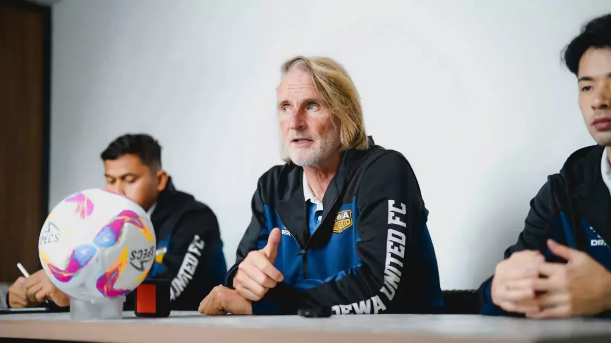 Pelatih Dewa United, Jan Olde Riekerink. (Foto: dewaunited.com)