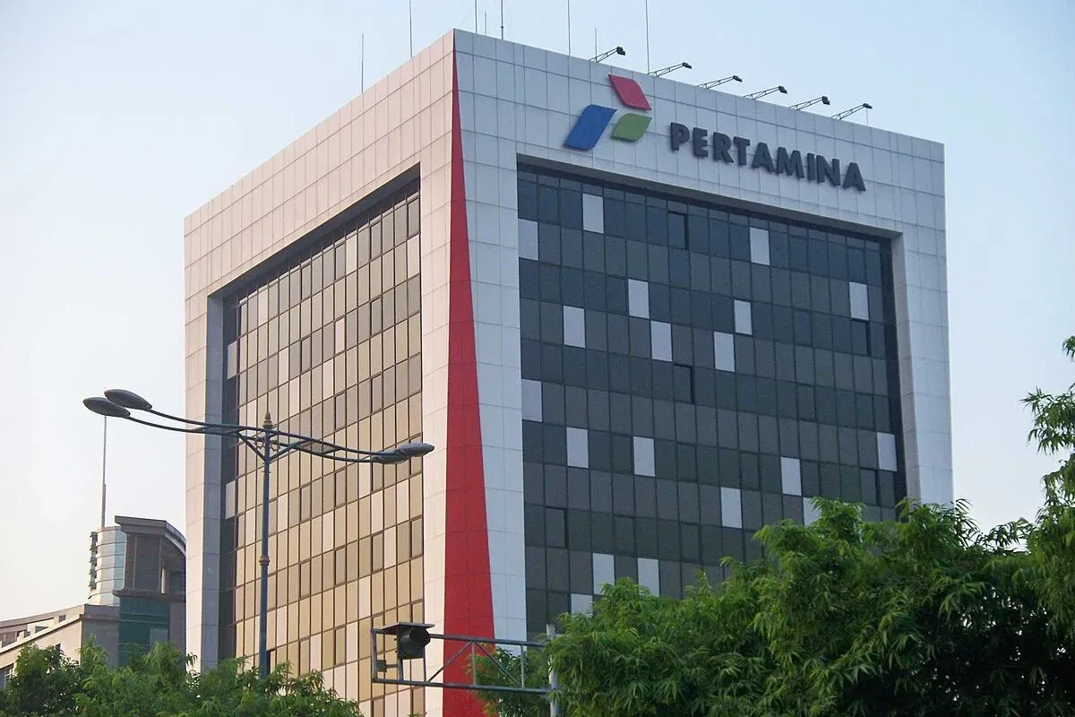 Ilustrasi PT Pertamina. (Sumber: Wikimedia Commons)