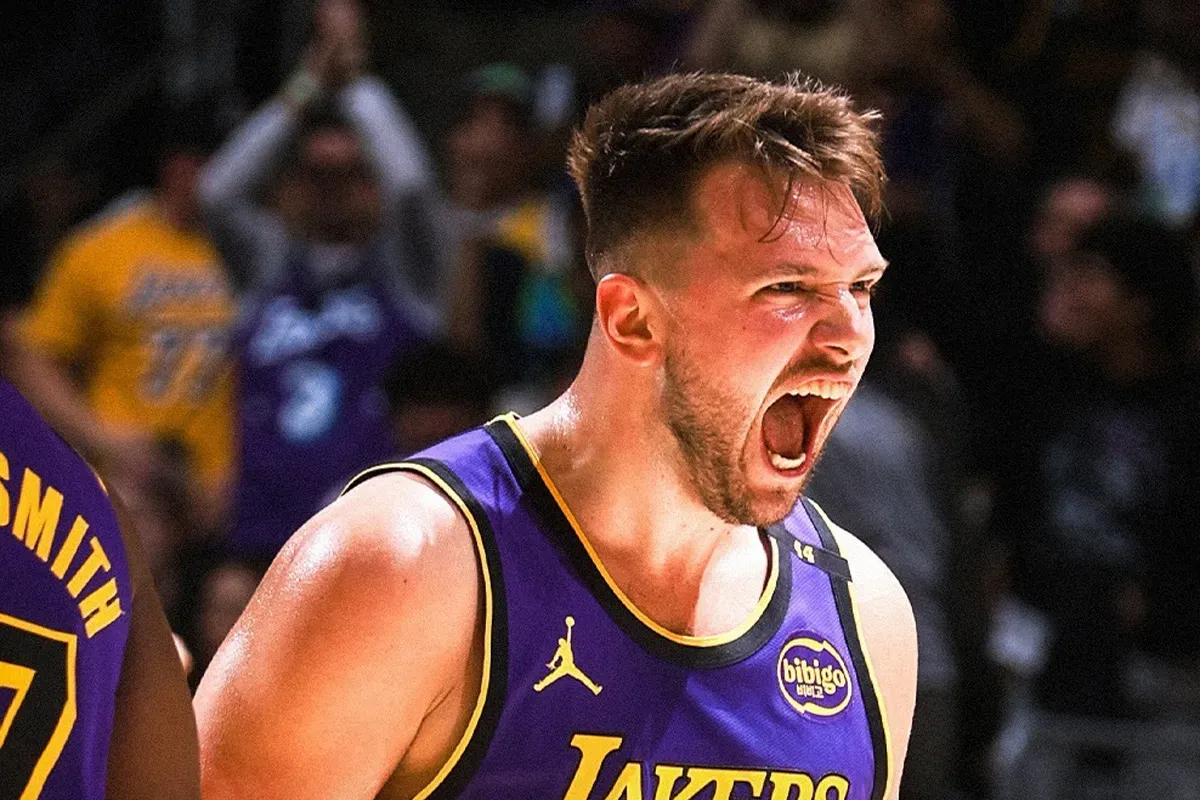 Luka Doncic mencatat triple double di laga Lakers vs  Mavericks. (Sumber: Instagram @lakers)