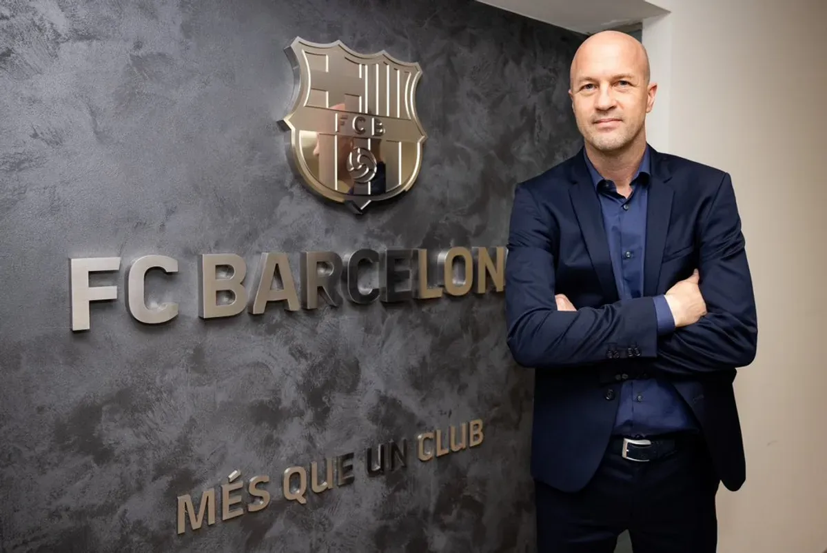 Melalui konferensi pers, PSSI akan memperkenalkan Jordi Cruyff pada Senin Sore. (Sumber: X/ fcbarcelona_id)