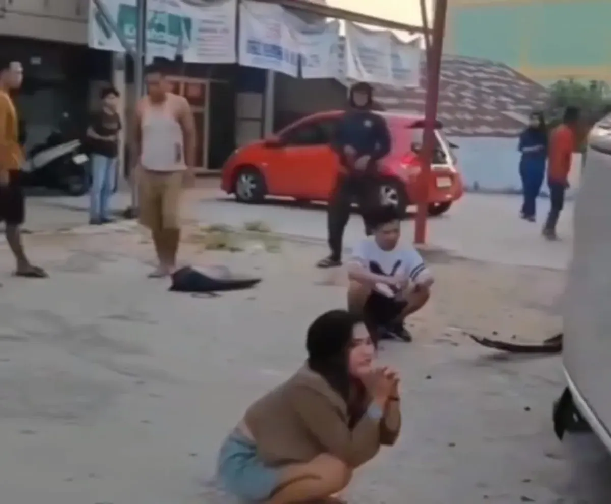 Sepasang muda-mudi dibawah pengaruh narkoba jenis sabu-sabu menyebabkan kecelakaan hingga satu keluarga tewas di Pekanbaru. (Sumber: Instagram Polresta Pekanbaru)