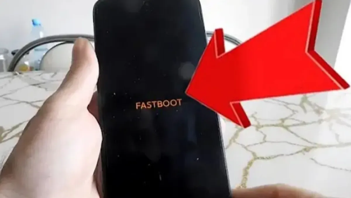 Inilah penyebab dan cara mudah untuk mengatasi masalah HO masuk mode fastboot. (Sumber: YouTube/VSESAM)