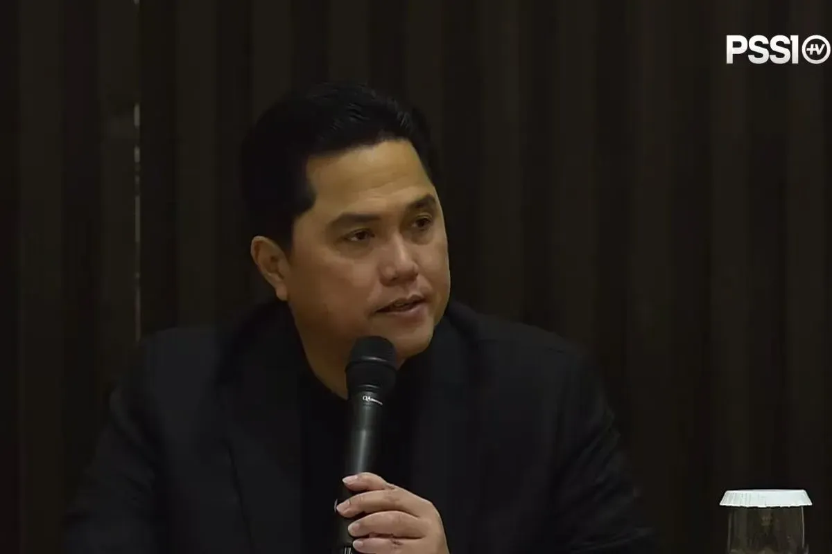 Erik Thohir menyampaikan pemetan pelatih Shin Tae-yong dalam konferensi pers PSSI pada Senin, 6 Januari 2025. (Sumber: PSSI TV)