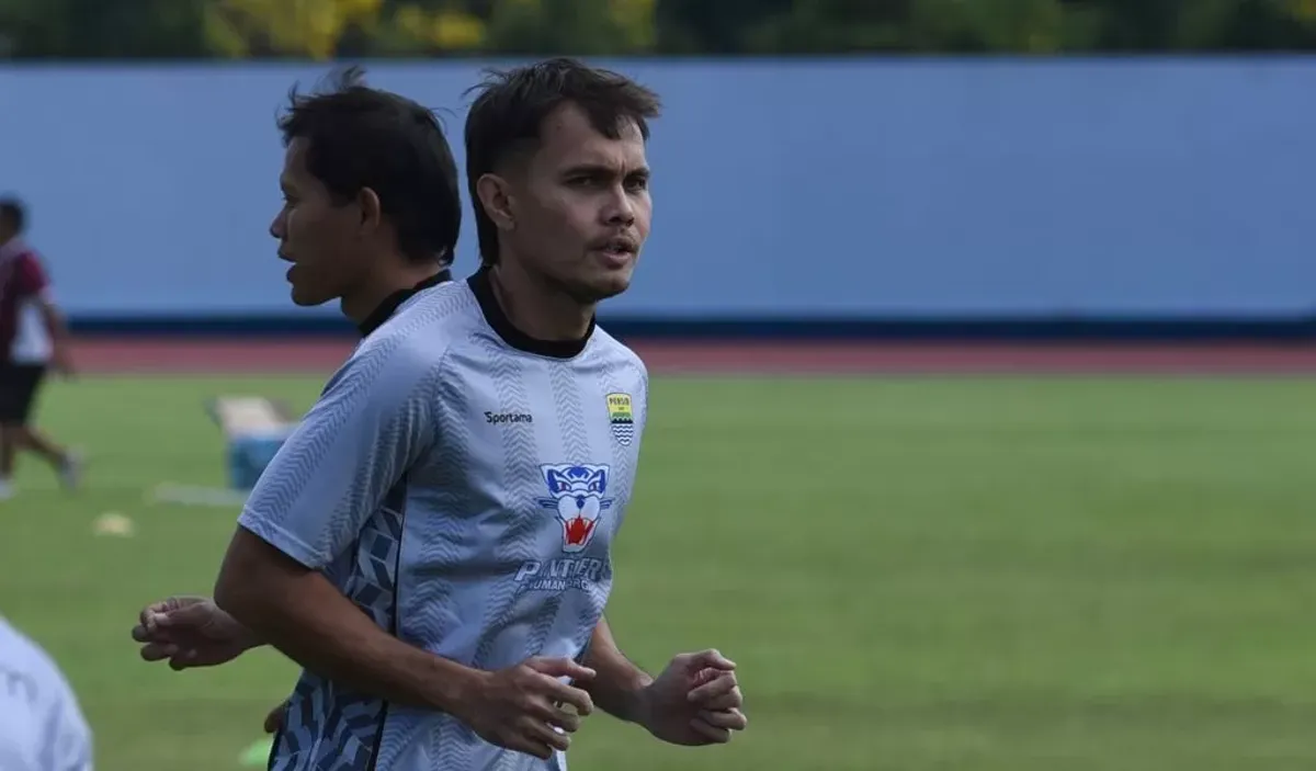 Bek kiri Persib, Rezaldi Hehanussa. (Foto: persib.co.id)