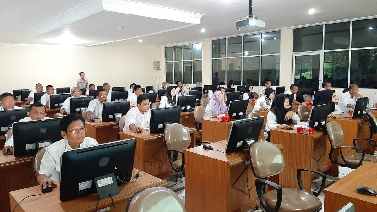 Peserta CPNS Kemenag 2024 dapat mengecek kelulusan melalui portal resmi SSCASN atau laman Kemenag. Pastikan Anda tidak melewatkan jadwal penting!. (Sumber: bkn.go.id)