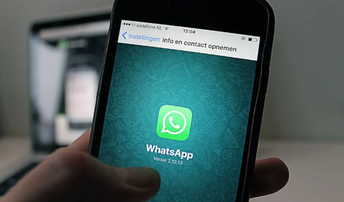 Inilah Cara Mudah Agar WhatsApp Terlihat Offline. (Sumber: Pexels/Anton)