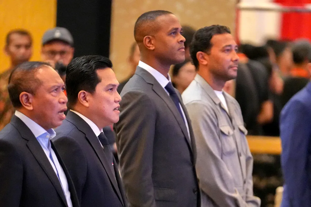 Patrick Kluivert saat diperkenalkan sebagai pelatih Timnas Indonesia dalam konferensi pers di Hotel Mulia, Jakarta, pada Minggu, 12 Januari 2025. (Sumber: X @pssi)