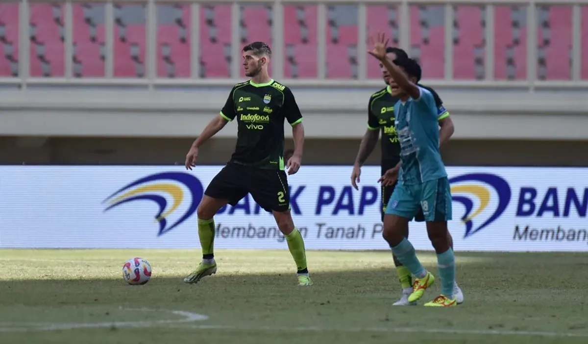 Bek Persib Bandung, Nick Kuipers. (Foto: persib.co.id)