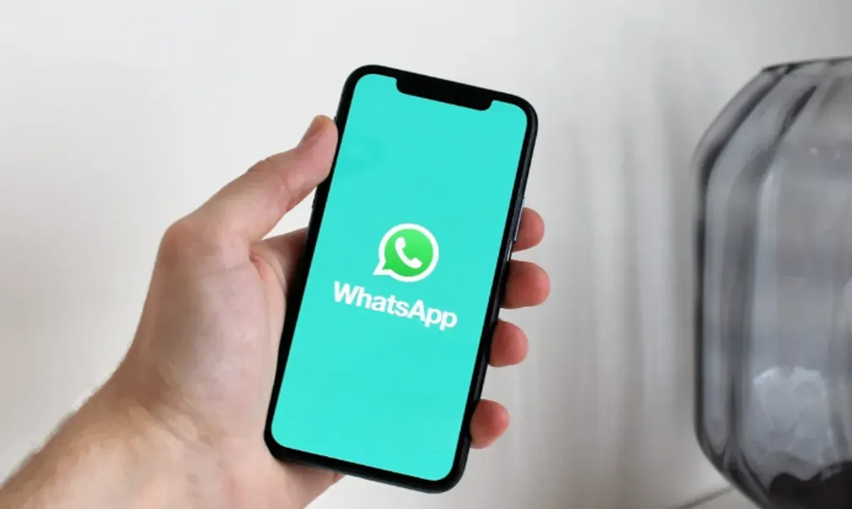 Berikut ini cara mudah untuk membuat akun WhatsApp. (Sumber: Pexels/Anton)