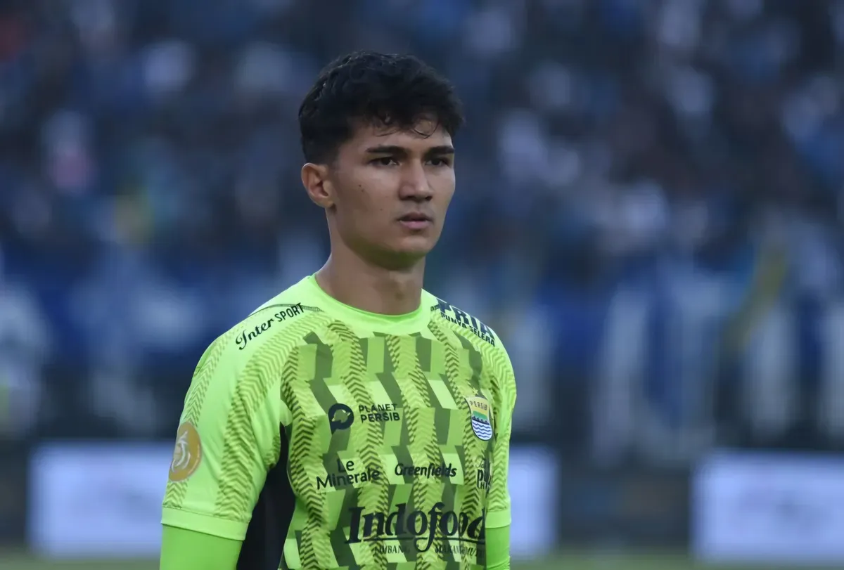 Suntikan motivasi tambahan Kevin Ray Mendoza untuk tampil apik bersama Persib karena kelahiran sang anak. (Sumber: X/ Indostranfer)