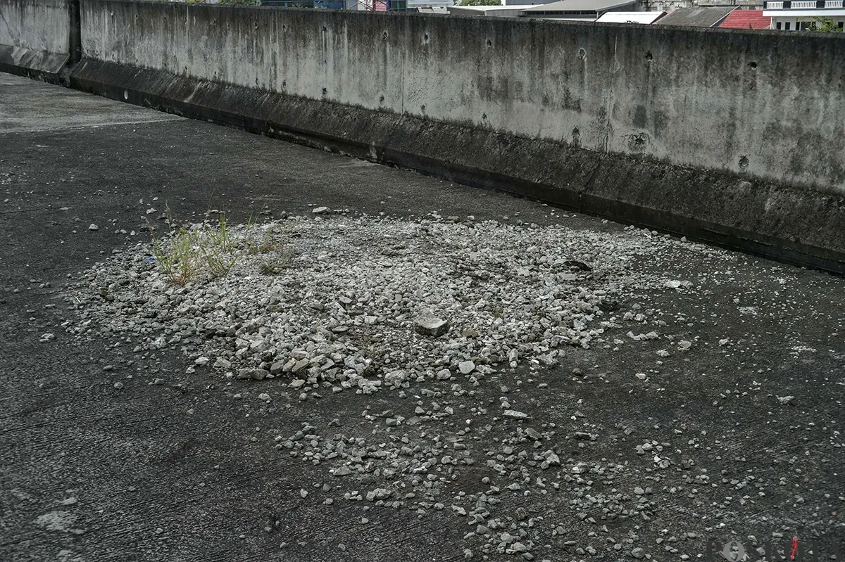 Jalan Layang Non-Tol (JLNT) yang mangkrak di kawasan Pluit, Penjaringan, Jakarta Utara, Rabu, 15 Januari 2025. (Sumber: Poskota/Bilal Nugraha Ginanjar)