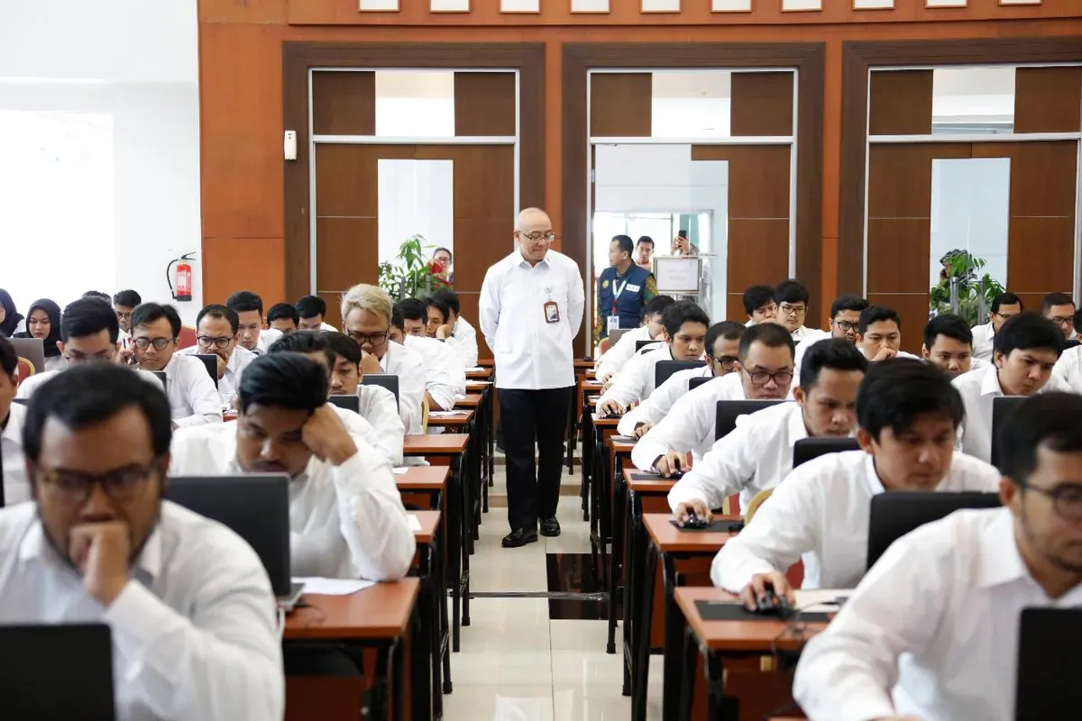 Catat formasi CPNS lulusan SMA dengan gaji tinggi. (Sumber: setkab.go.id)