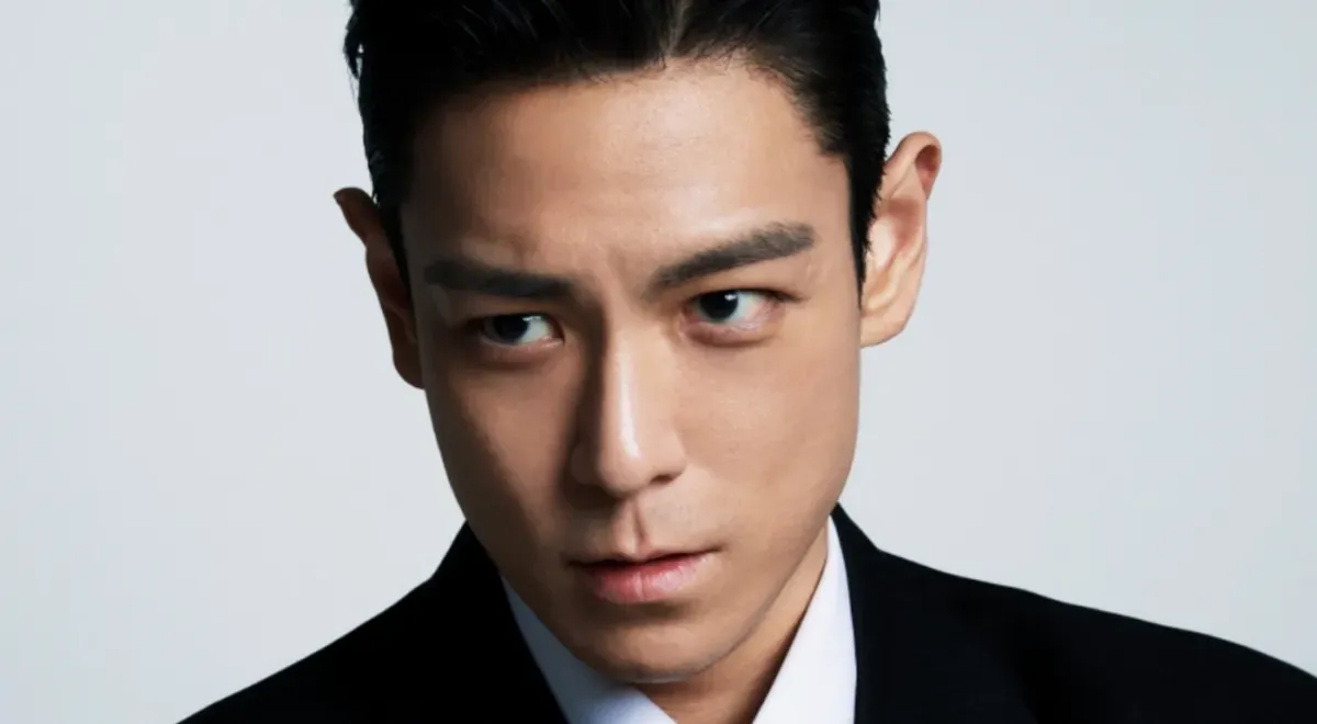 T.O.P ex Big Bang akhirnya kembali melakukan wawancara setelah sebelas tahun vakum. (Sumber: Allkpop)