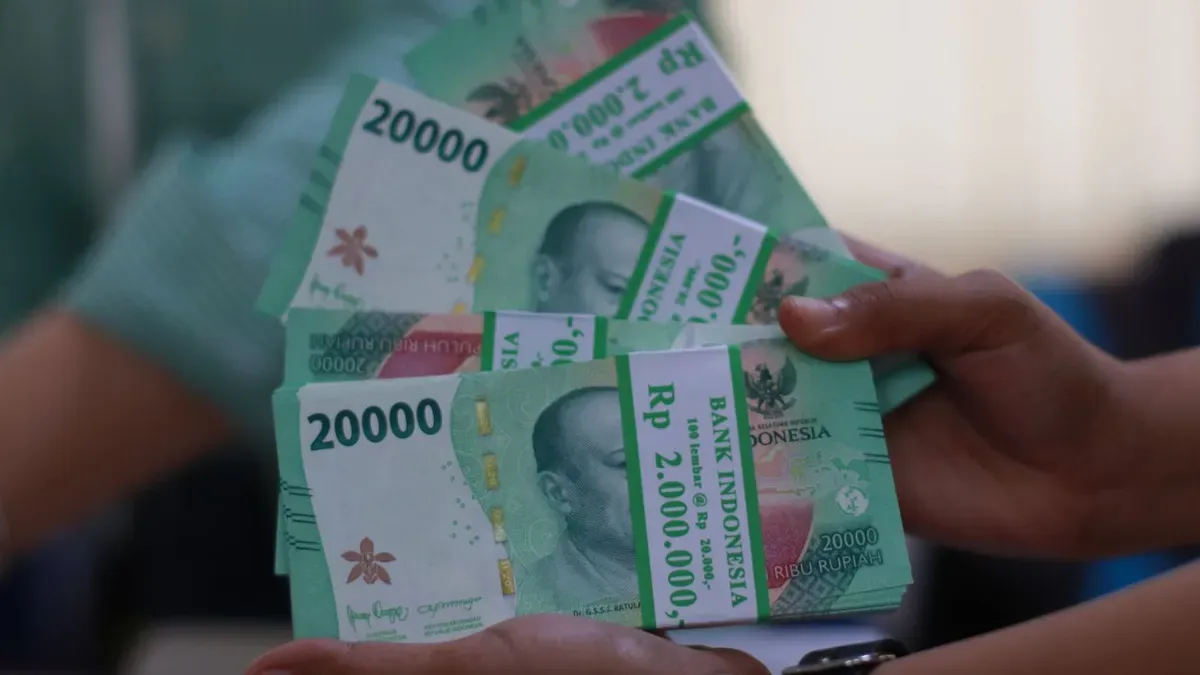 NIK e-KTP Anda masuk dalam daftar penerima saldo dana susulan Rp400.000 dari BPNT 2024, cek penyalurannya di sini. (Sumber: Pinterest)