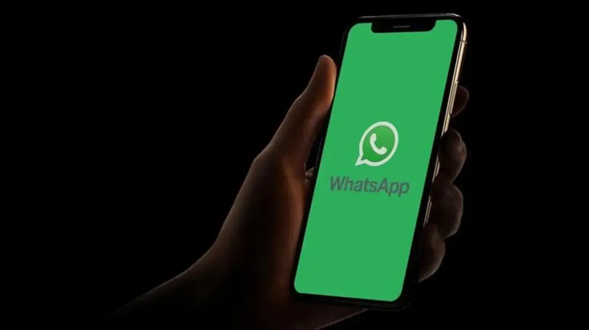 Ini dia tanda-tanda akun WhatsApp kamu disadap. Pastikan akun WhatsApp Anda aman dengan memeriksa ciri-ciri dan langkah-langkah yang tepat. (Sumber: Pinterest/news test)