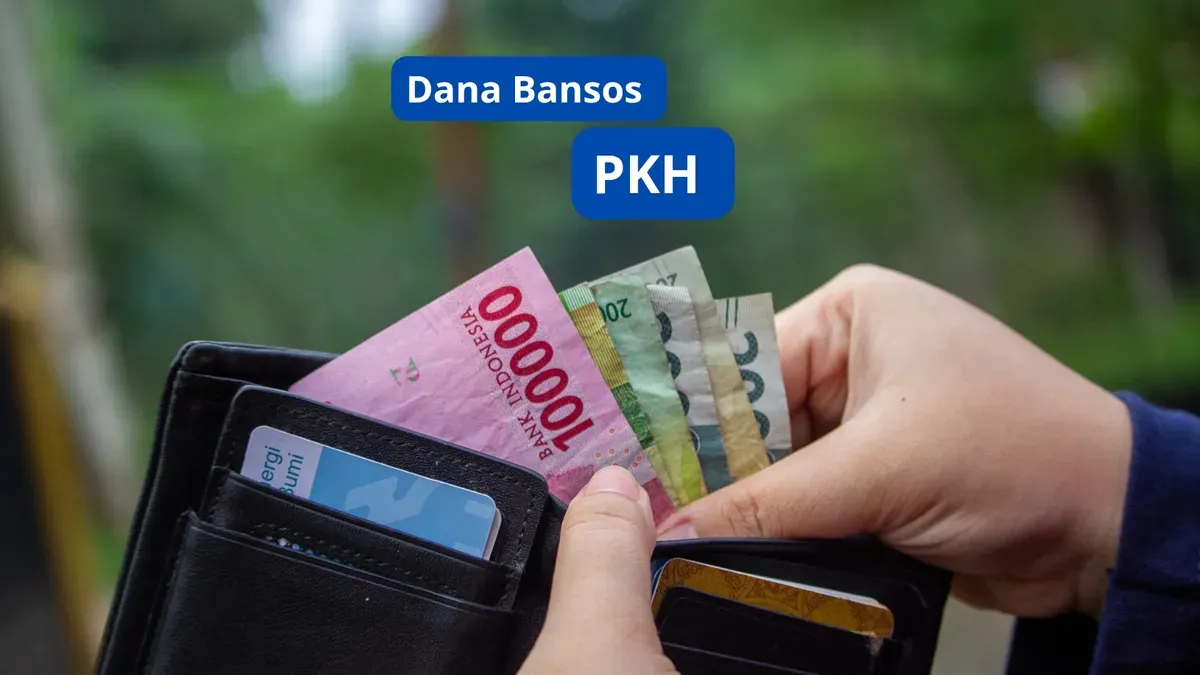 Dana bansos PKH kembali cair di tahun 2025 dari Pemerintah kepada para KPM yang terpilih di DTKS. (Canva)