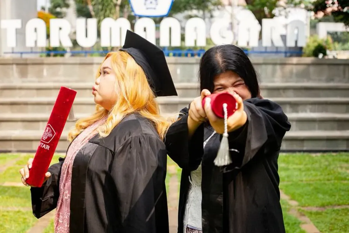 Fakultas kedokteran universitas swasta terbaik (Sumber: Pinterest/Christine)