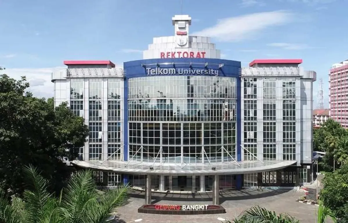 Kampus Universitas Telkom, tempat mempelajari hubungan antara teknologi dan masyarakat. (Sumber: Pinterest)