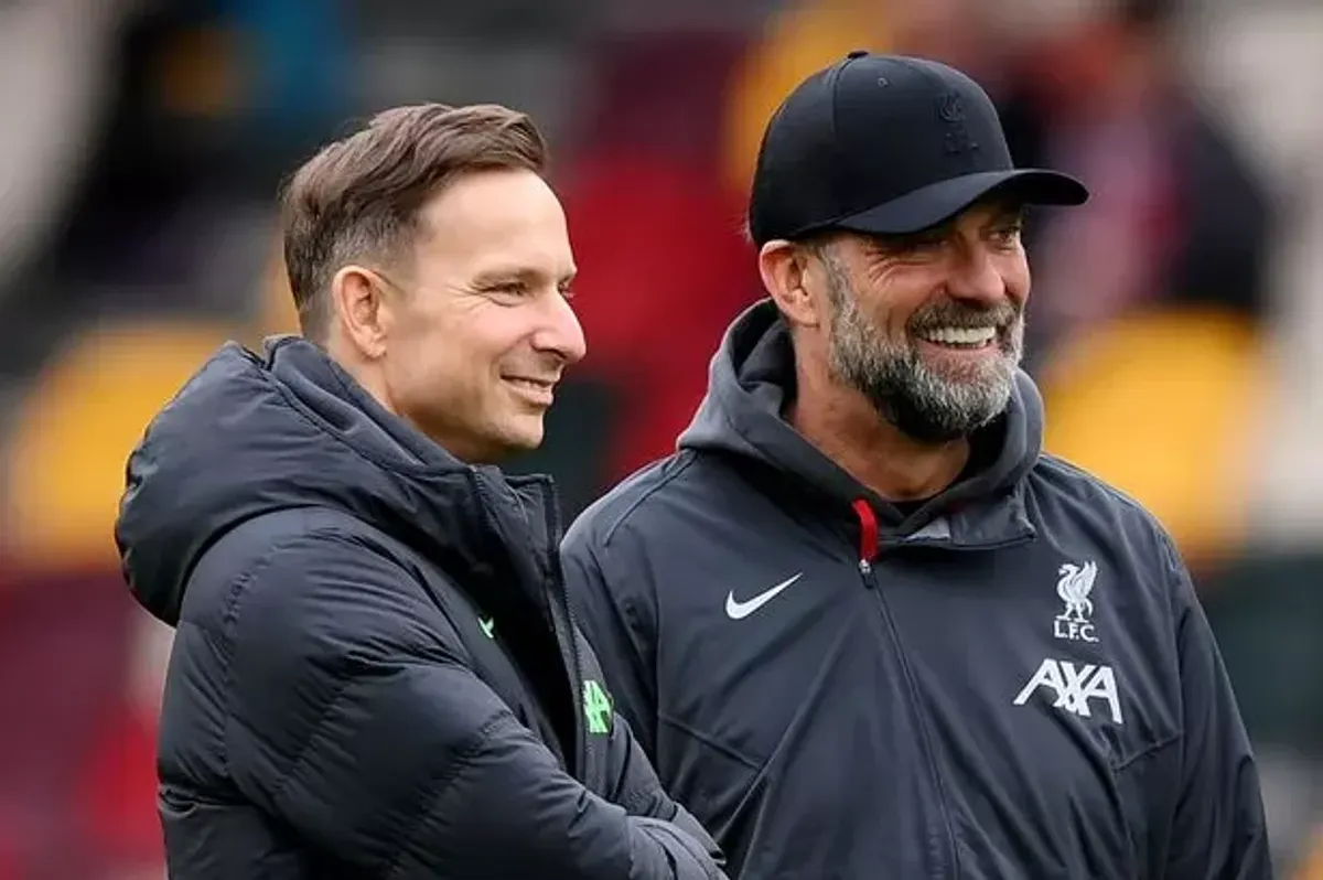 Mantan sisten Jurgen Klopp yakni Pepijn Lijnders dikabarkan menjadi kandidat kuat untuk posisi Direktur Teknik Timnas Indonesia. (Sumber: X/@livescore)