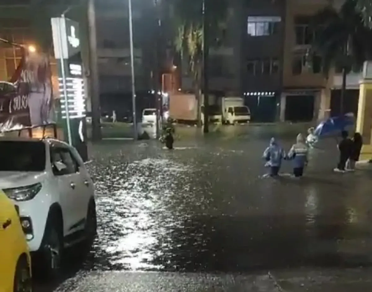 Banjir di kawasan Taman Palem, Cengkareng, Jakarta Barat, Selasa, 28 Januari 2025.