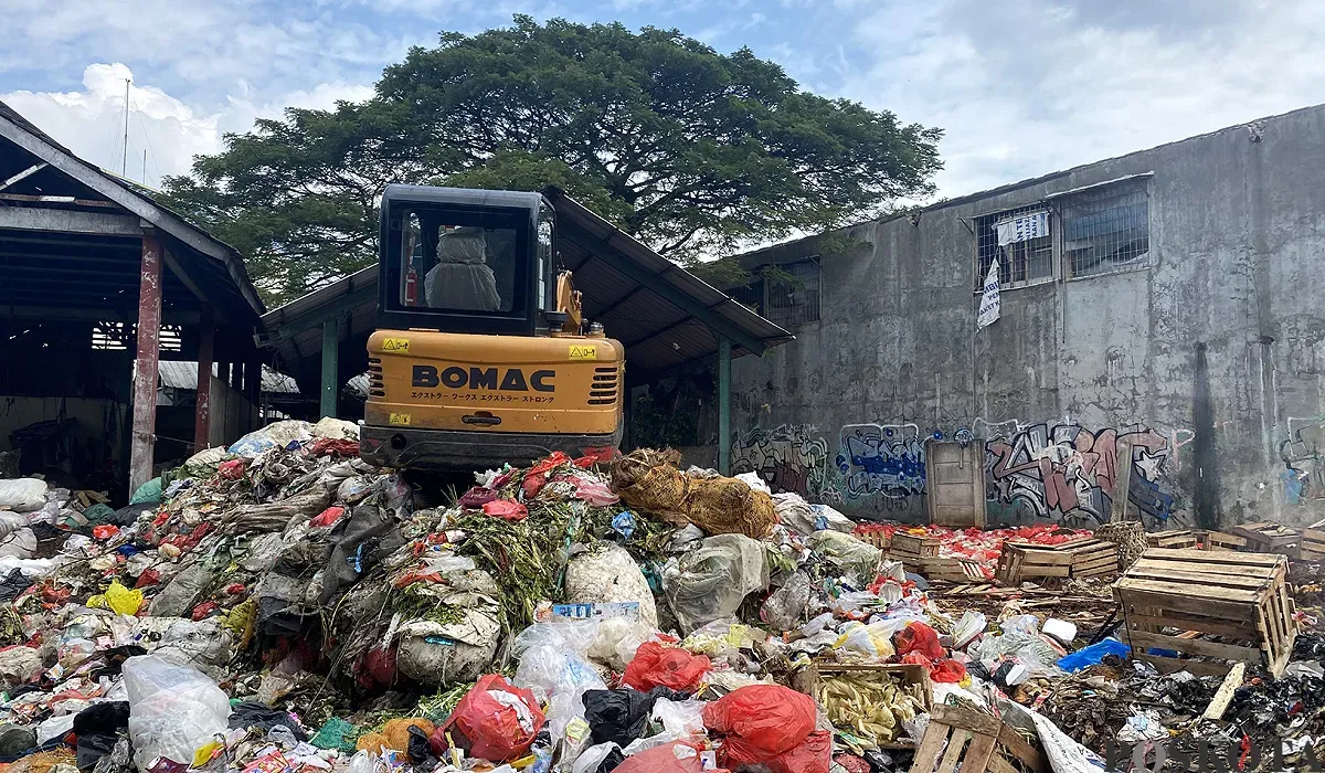 Kondisi sampah di TPS3R Pasa Cantik Ciputat, Tangerang Selatan kini menurun drastis pada Selasa, 1 Juli 2025. (Sumber: POSKOTA | Foto: Primayanti)