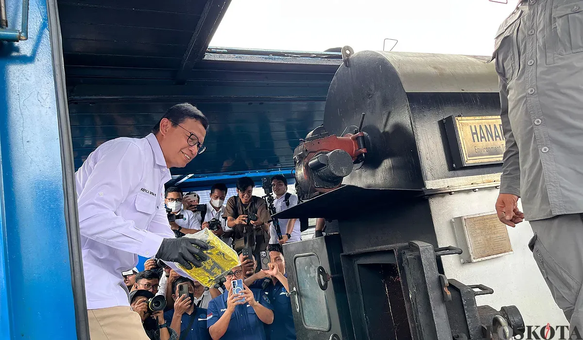 BNN RI musnahkan barang bukti narkotika jenis sabu sampai ekstasi seberat kurang lebih 600 kilogram di Palmerah, Jakarta Barat, Rabu, 2 Juli 2025. (Sumber: POSKOTA | Foto: Pandi Ramedhan)