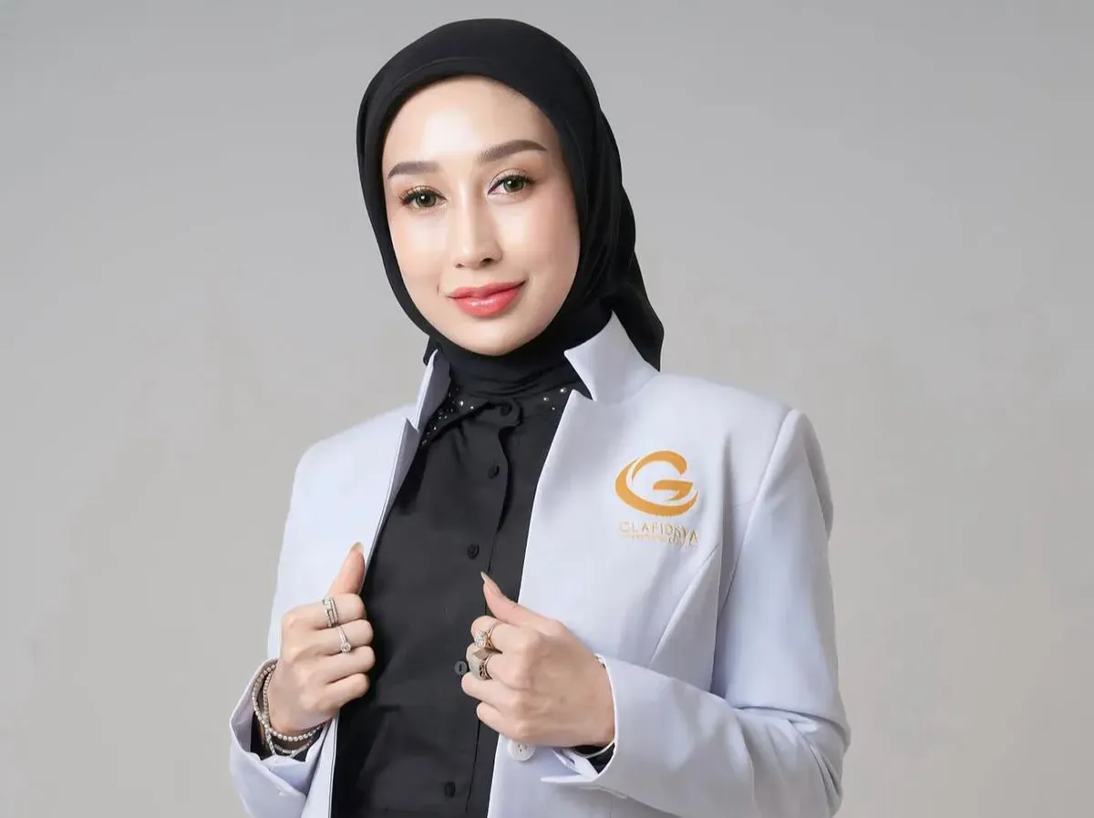 Dokter kecantikan, dr. Reza Gladys (Sumber: Instagram/@rezagladys)