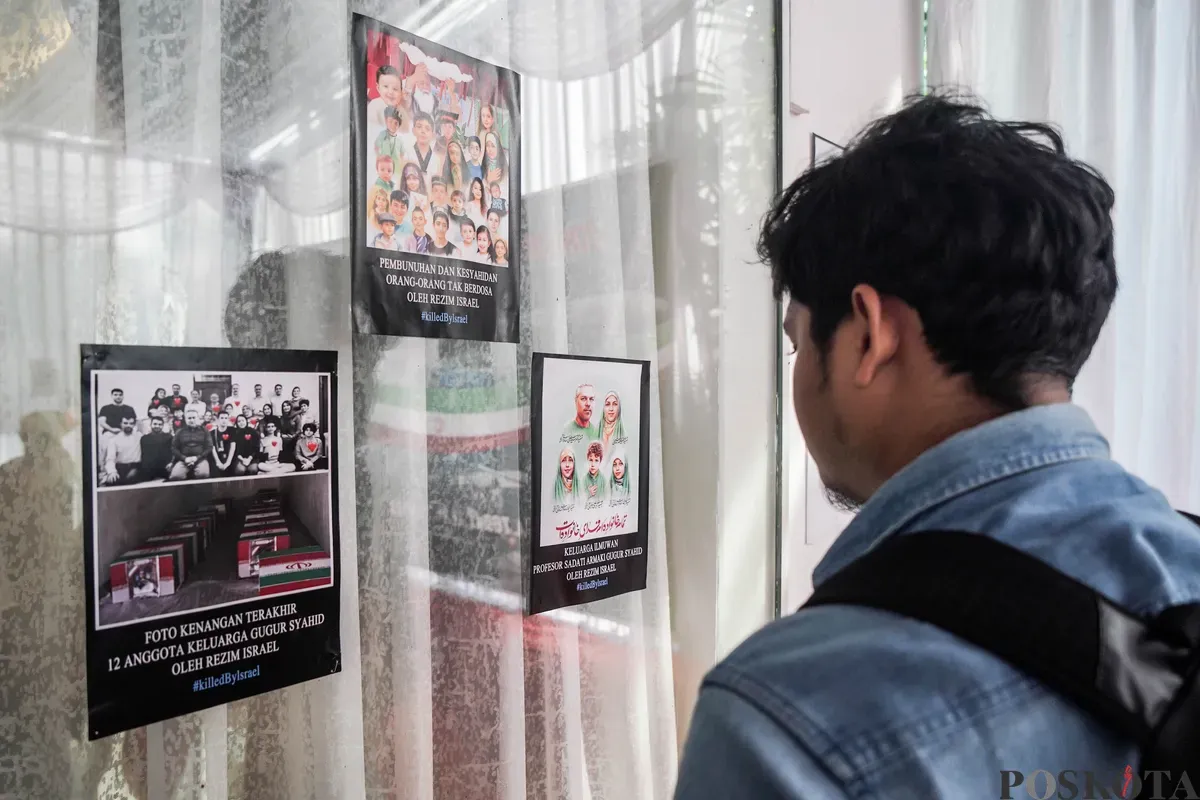 Kedutaan Besar Republik Islam Iran di Jakarta mengenang para korban serangan Israel dalam sebuah acara di Kediaman Duta Besar Iran untuk Indonesia Mohammad Boroujerdi di Jalan Madiun, Menteng, Jakarta, Kamis, 3 Juli 2025. (Sumber: Poskota/Bilal Nugraha Ginanjar)