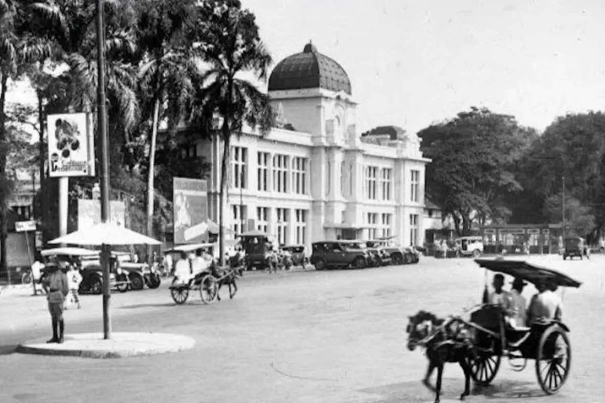 Menelusuri sejarah kota Jakarta, dari Sunda Kelapa, Batavia, hingga Jayakarta sebagai simbol kota kemenangan. (Sumber: YouTube/Piro TV)