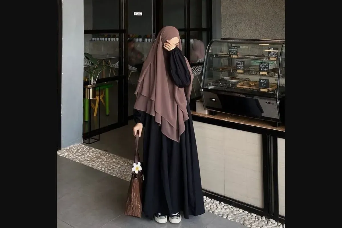 Paduan outfit hijab cadar 2025 (Sumber: Pinterest)