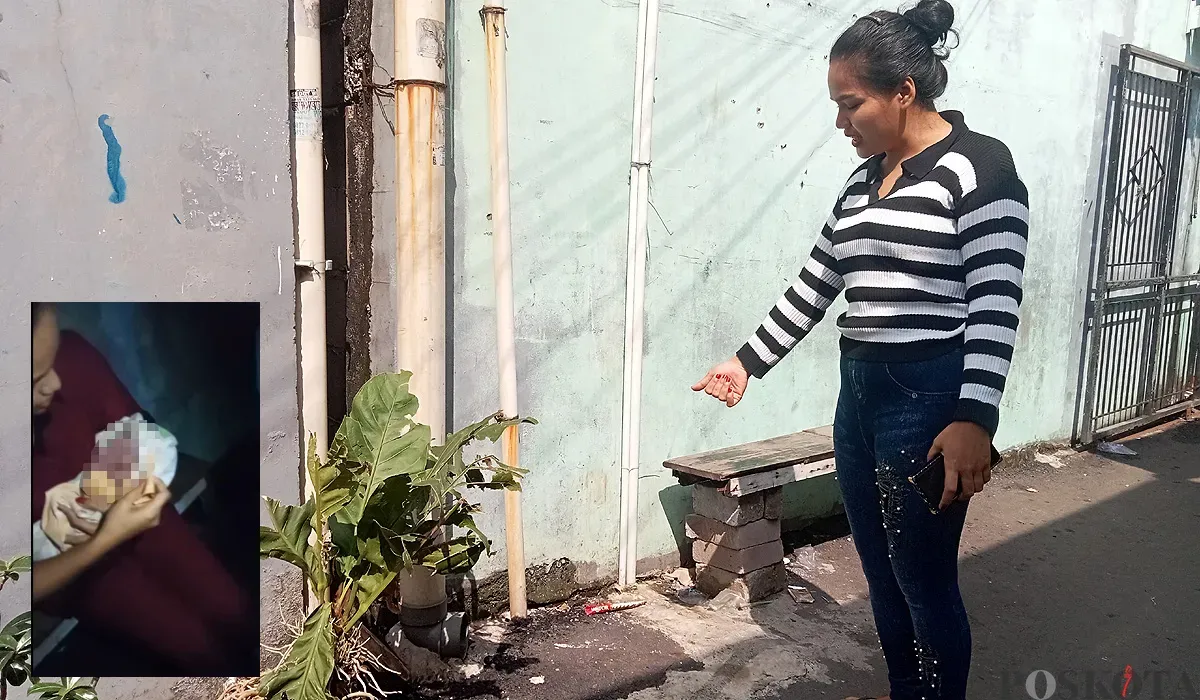 Siti Nurlaela, 30 tahun, menunjukkan lokasi penemuan bayi laki-laki di depan rumahnya di Gang Apel, Kelurahan Duren Jaya, Kota Bekasi, Minggu 6 Juli 2025. (Sumber: POSKOTA | Foto: Nurpini Aulia Rapika)