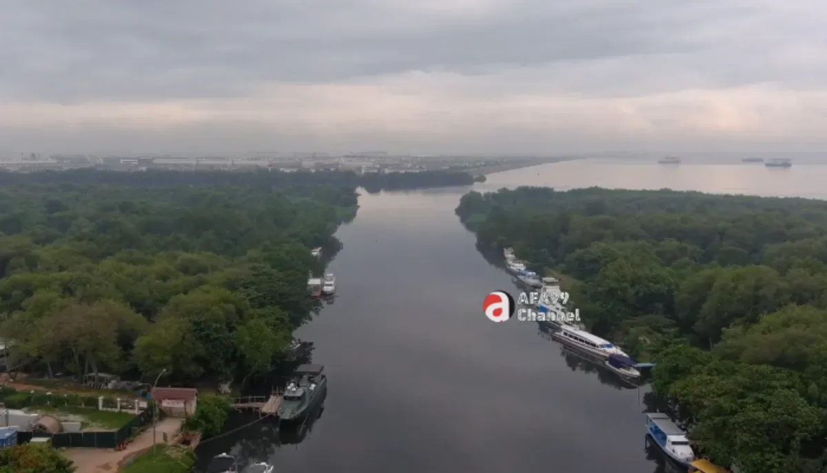 Sejarah Banjir Kanal Barat (BKB) Jakarta sejak 1919 era kolonial Belanda, fungsinya mengendalikan banjir, dan pemeliharaannya di era modern. (Sumber: YouTube/AFA Channel)