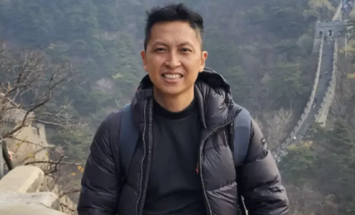 Arya Daru Pangayunan adalah diplomat muda Kemlu RI yang merupakan menantu Guru Besar UGM. (Sumber: TikTok/@indonesiainjb)
