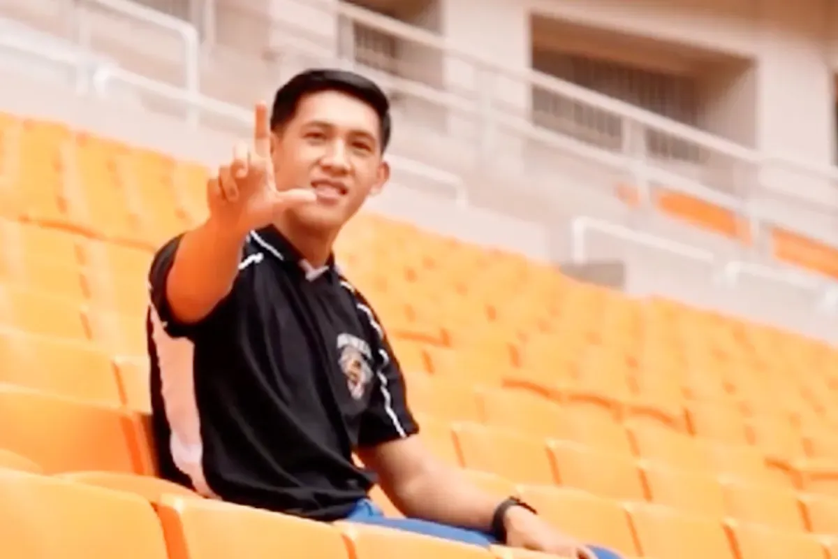 Potret pemain baru Persija, Eksel Runtuhkahu yang mendapat pujian dari pelatih Mauricio Souza atas penampilannya di Piala Presiden 2025. (Sumber: Instagram/eksel_runtukahu)