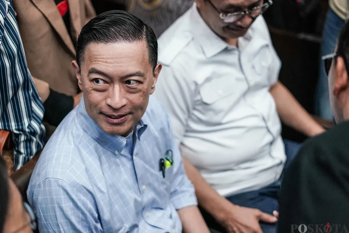 Terdakwa kasus dugaan korupsi impor gula, Thomas Trikasih Lembong atau Tom Lembong mengikuti sidang pembacaan pledoi di Pengadilan Tipikor, Jakarta, Rabu, 9 Juli 2025. (Sumber: Poskota/Bilal Nugraha Ginanjar)