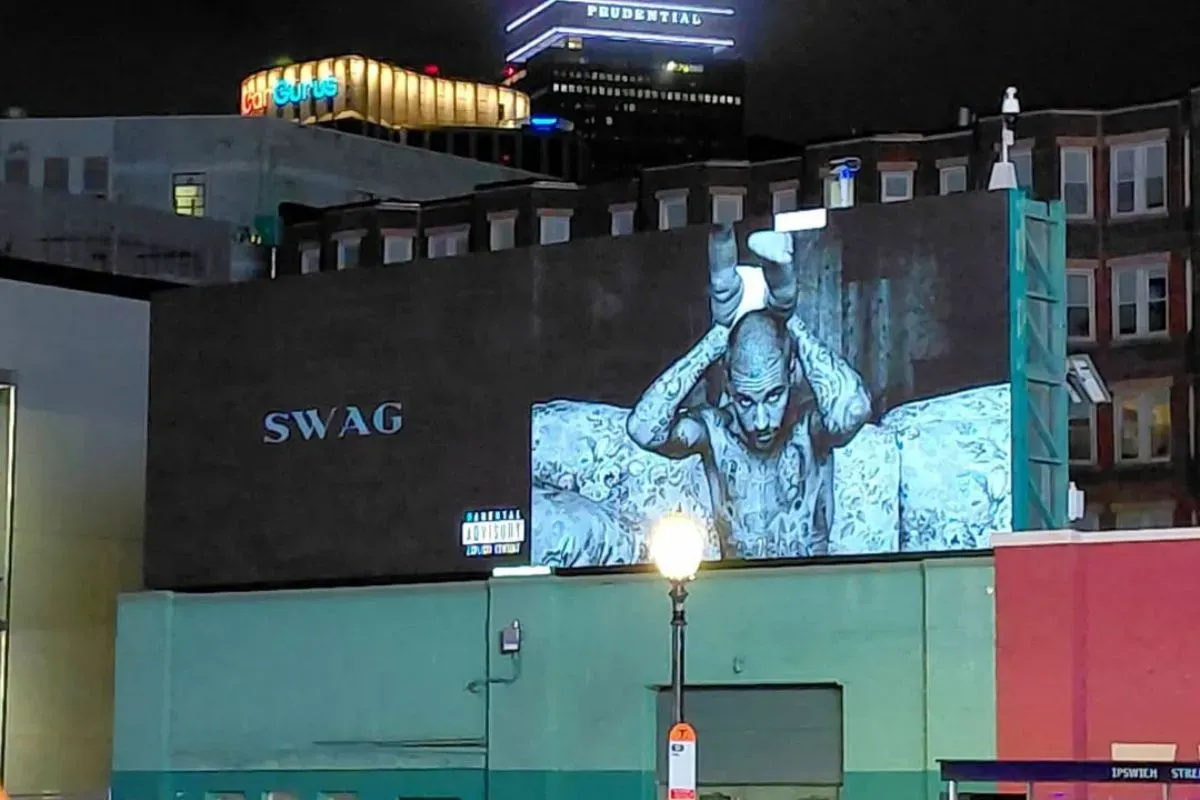 Justin Bieber merilis album baru berjudul "SWAG". (Sumber: Instagram/@lilbieber)