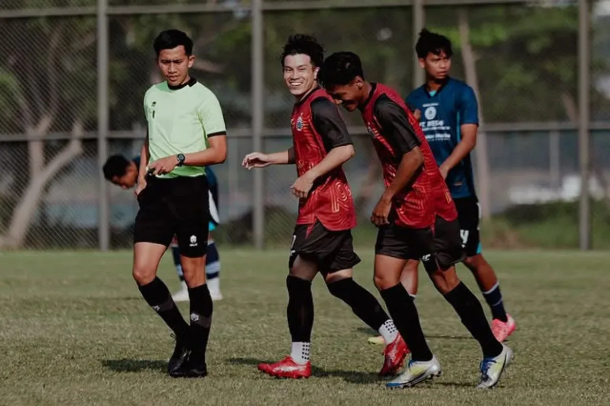 Persija Jakarta melakukan agenda pra musim melawan Persiku Kudus. (Sumber: Instagram/@persija)