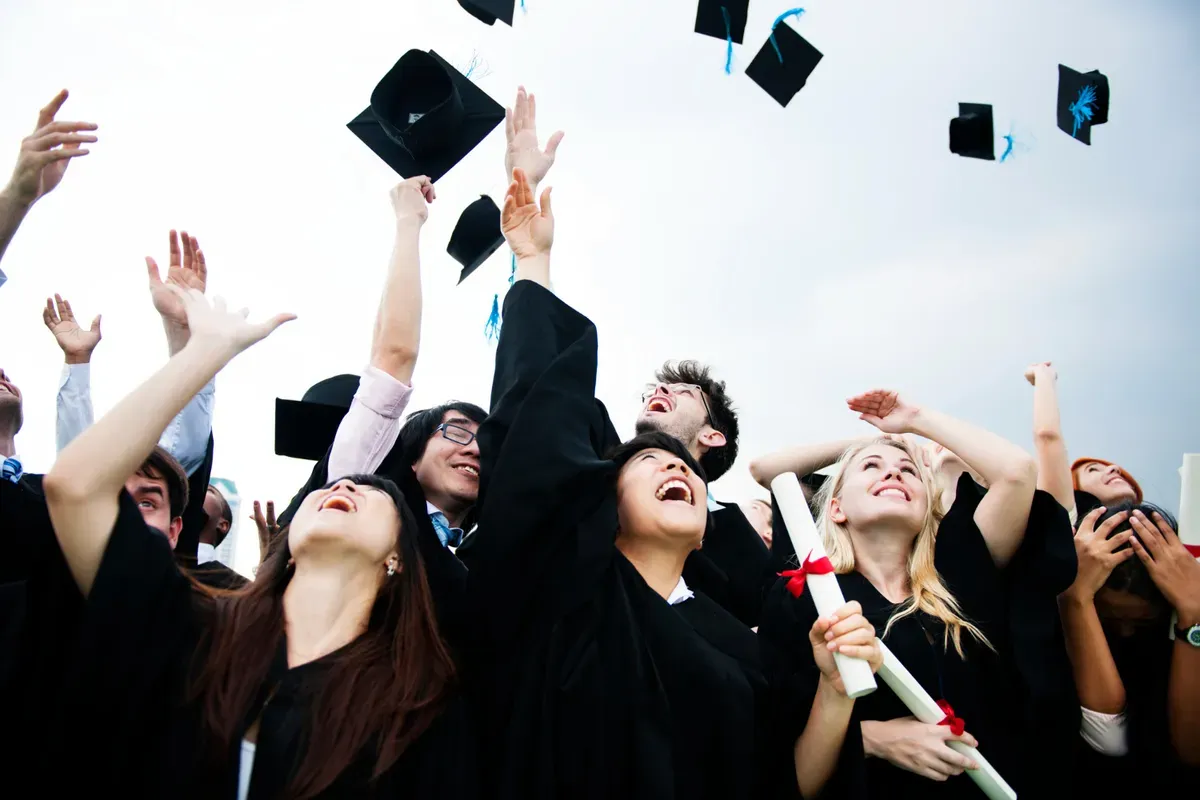 Cek di sini link dan cara daftar Beasiswa Unggulan 2025, kuliah gratis dari pemerintah. (Sumber: Freepik)