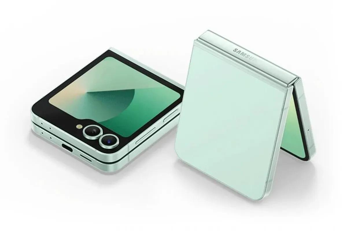 Resmi Dirilis! Ini Perbandingan Lengkap Spesifikasi dan Harga Samsung Galaxy Z Flip6 vs Galaxy Z Flip7, Siapa Juaranya? (Sumber: Dok/Samsung)