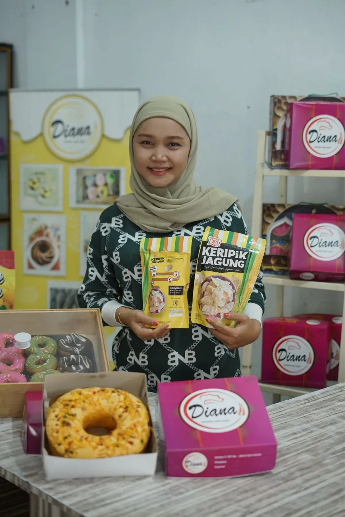 Salah satu pelaku UMKM yang mengikuti program Packfest 2025 (Sumber: Dok. Telkom)