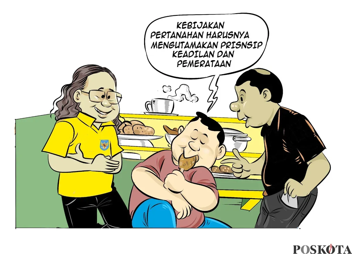 Tiga pria berdiskusi santai di warteg sambil menyuarakan pentingnya keadilan dalam kebijakan pertanahan. Percakapan menyoroti harapan agar kebijakan agraria lebih berpihak kepada rakyat. (Sumber: Poskota/Arif Setiadi)