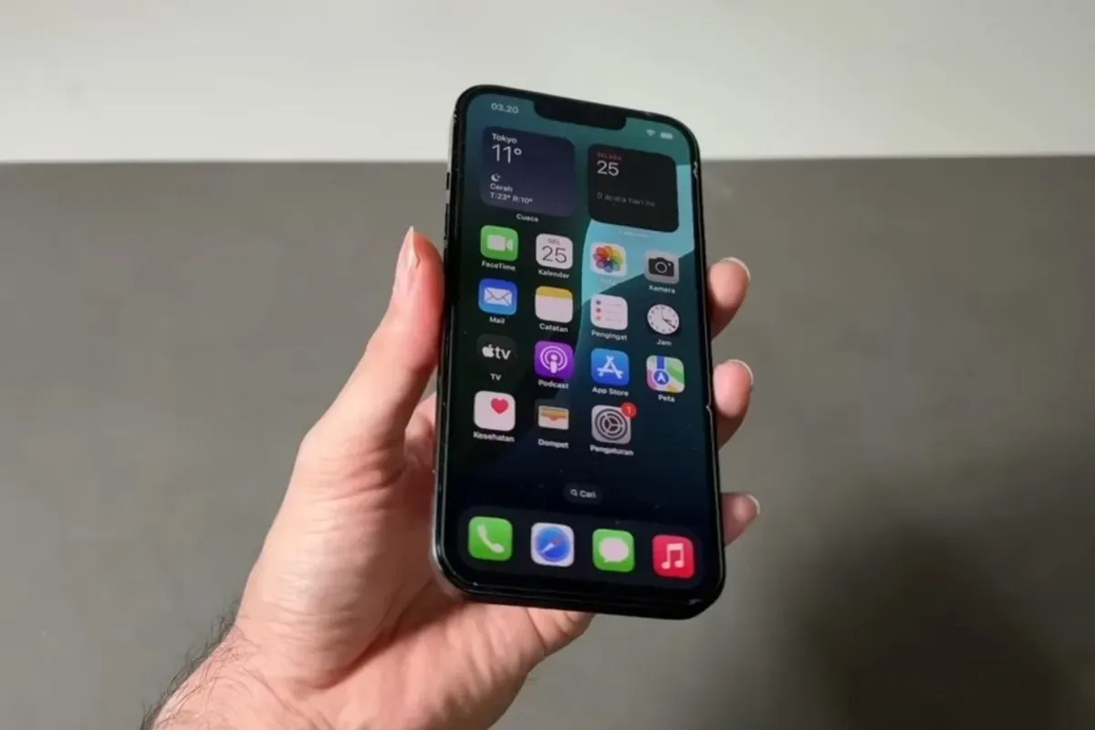 Rekomendasi iPhone budget Rp10 jutaan paling worth it di tahun 2025. (Sumber: tangkapan layar)