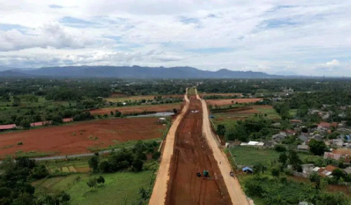 Proyek pembangunan Jalan Bojonggede-Kemang (Bomang), kembali dilanjutkan oleh Pemerintah Kabupaten Bogor. (Sumber: Humas Pemkab Bogor)